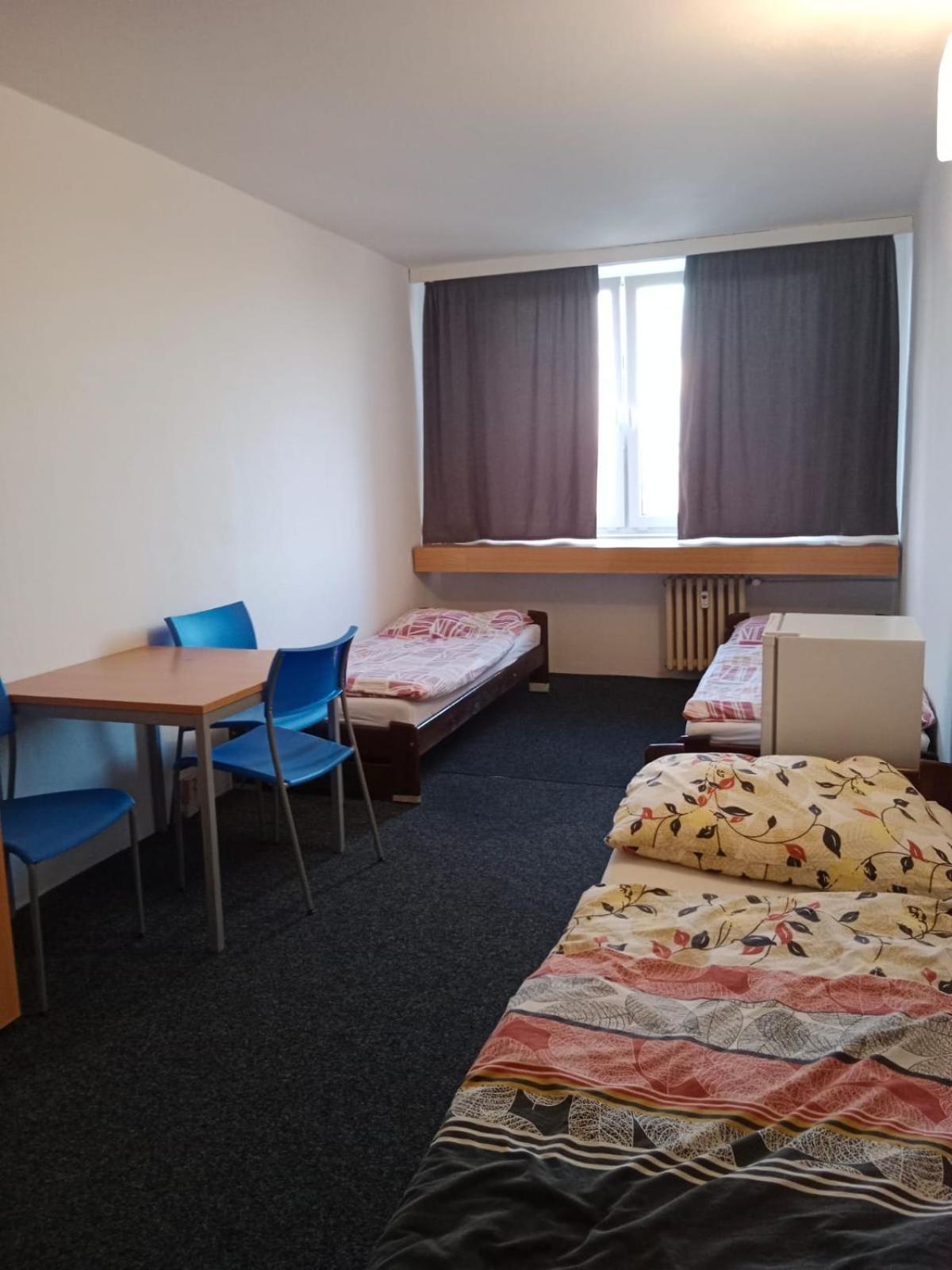Tvm Tower Modrany Hostel Prague Exterior photo